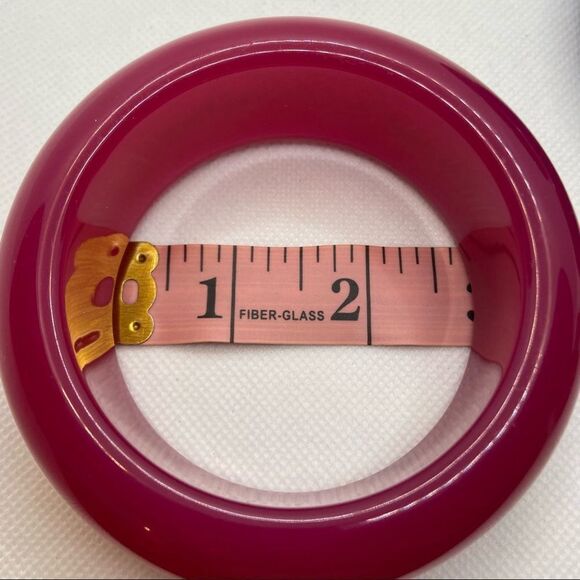 Set of three chunky vibrant bangle bracelets - Picture 3 of 5